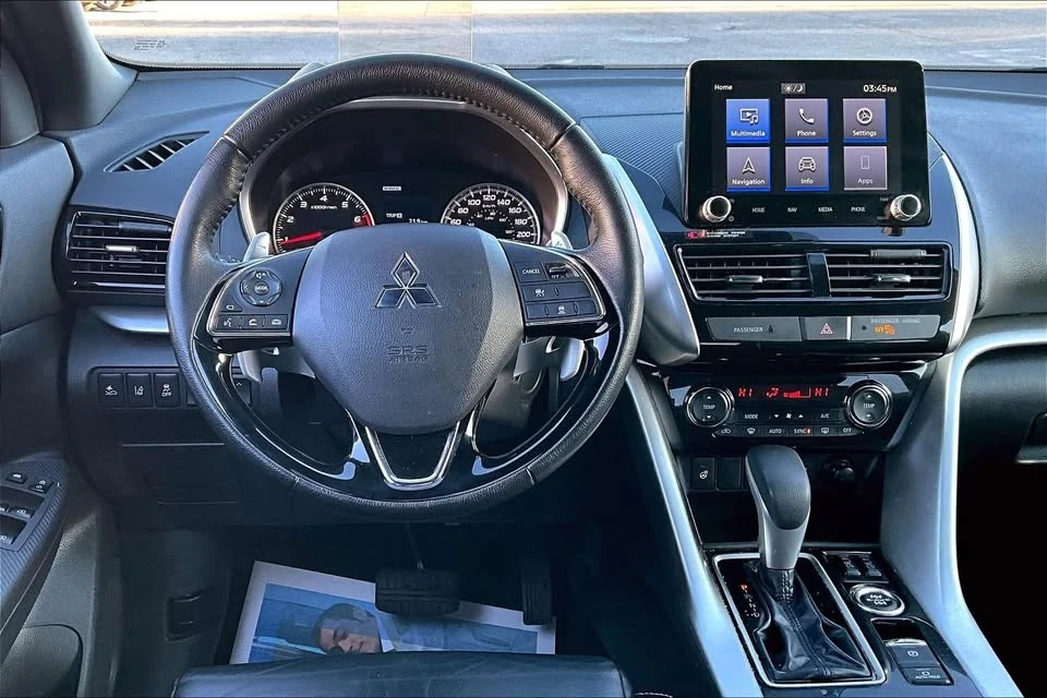 2023 Mitsubishi Eclipse Cross - Image 3 of 7