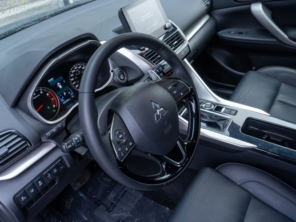 2023 Mitsubishi Eclipse Cross - Image 13 of 20