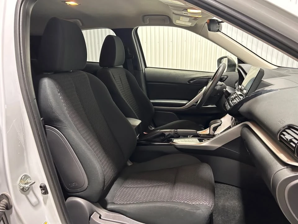 2023 Mitsubishi Eclipse Cross - Image 17 of 18