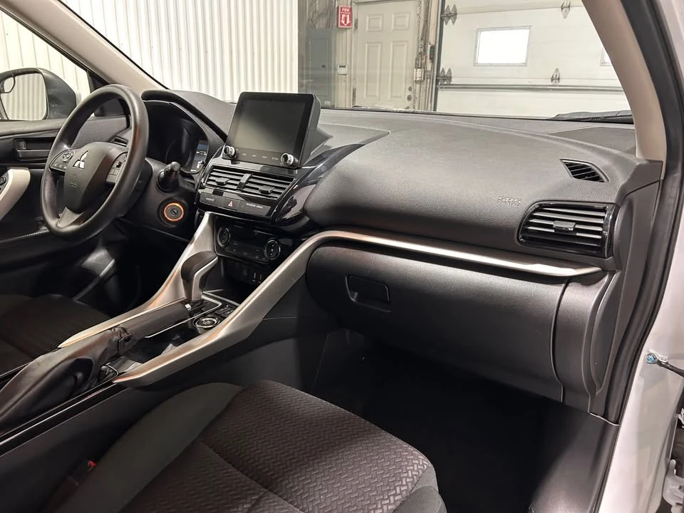 2023 Mitsubishi Eclipse Cross - Image 18 of 18