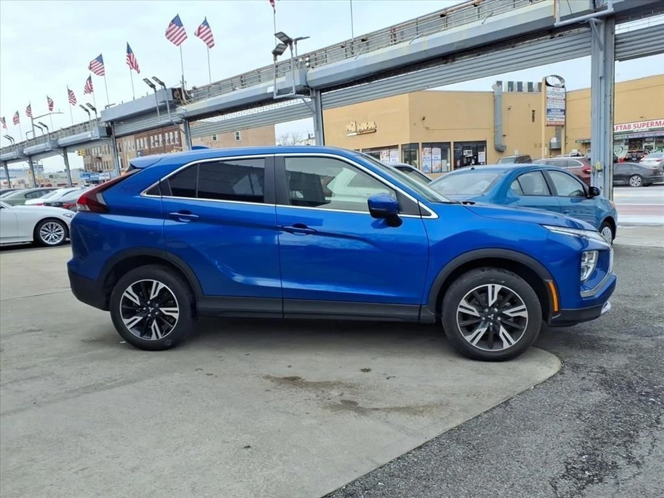 2023 Mitsubishi Eclipse Cross - Image 7 of 10