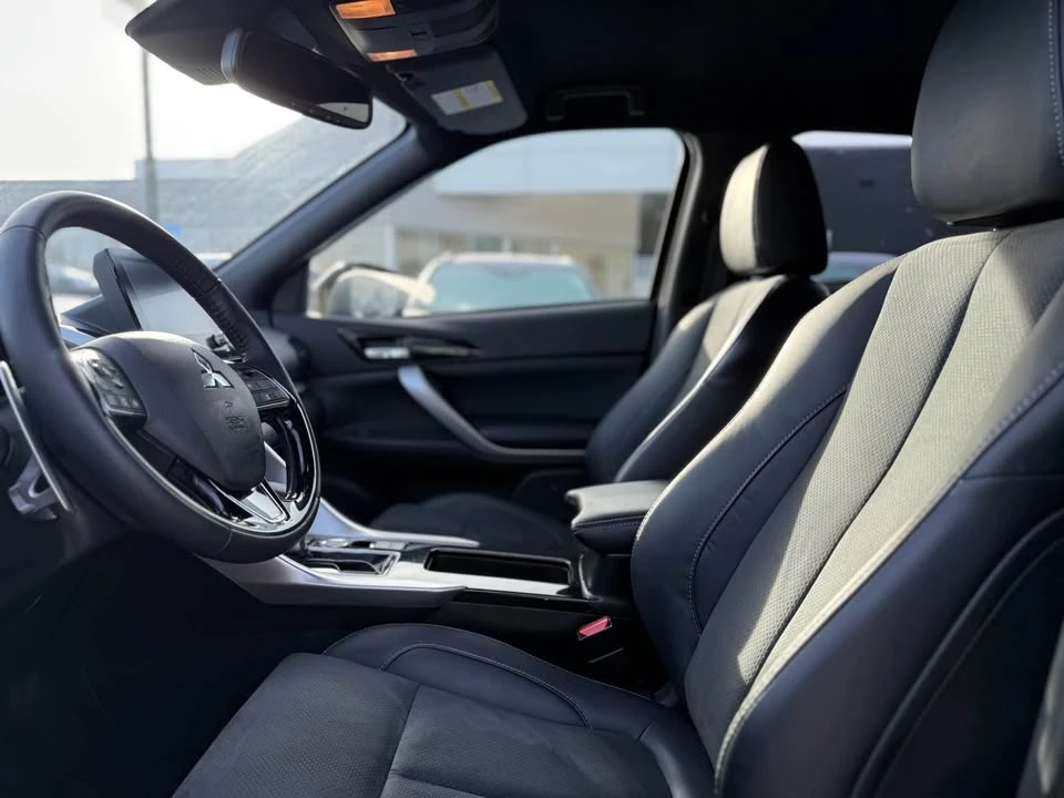 2023 Mitsubishi Eclipse Cross - Image 9 of 14