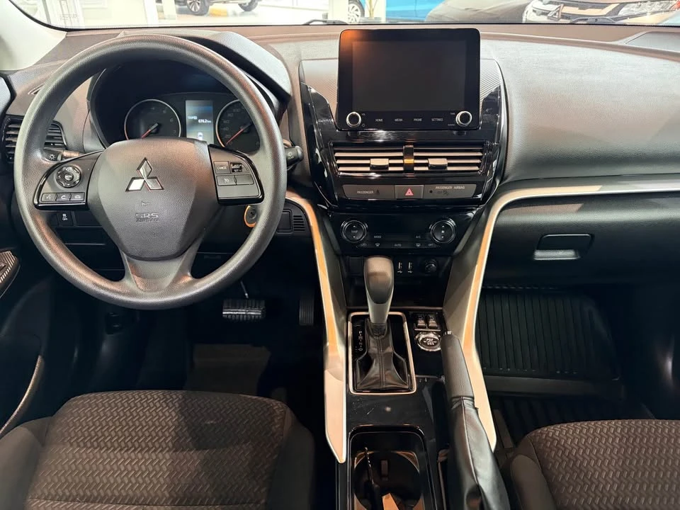 2023 Mitsubishi Eclipse Cross - Image 11 of 14