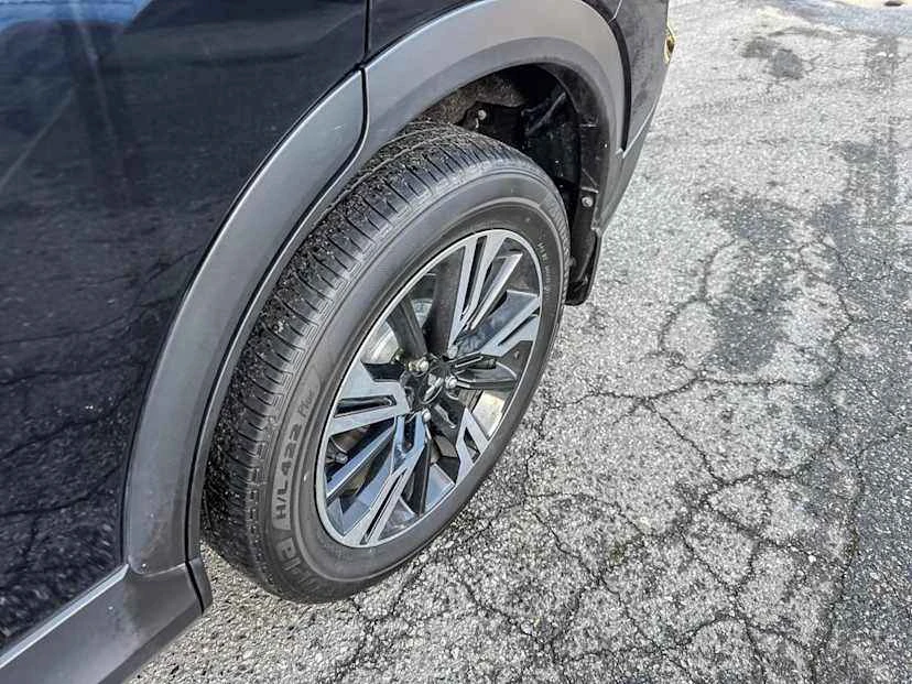 2023 Mitsubishi Eclipse Cross - Image 7 of 19