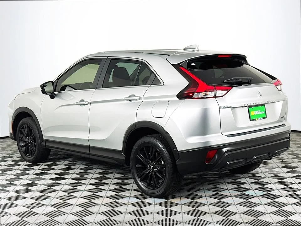 2023 Mitsubishi Eclipse Cross - Image 4 of 20