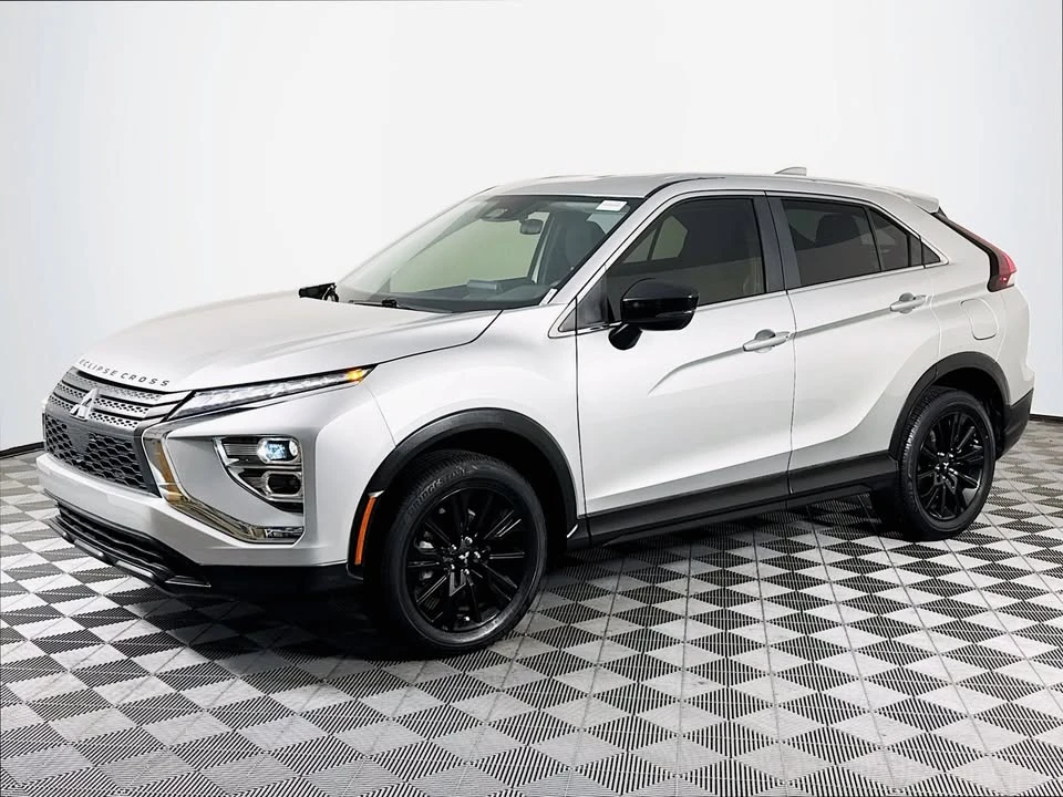 2023 Mitsubishi Eclipse Cross - Image 3 of 20