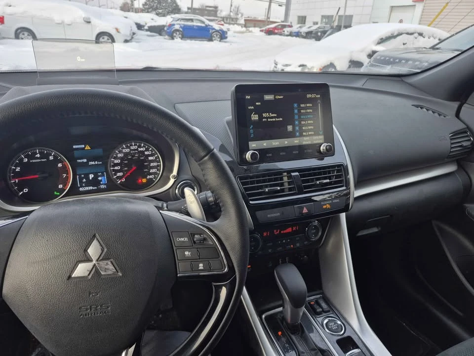 2023 Mitsubishi Eclipse Cross - Image 3 of 6