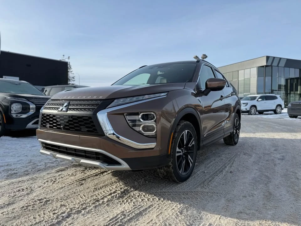 2023 Mitsubishi Eclipse Cross - Image 4 of 14