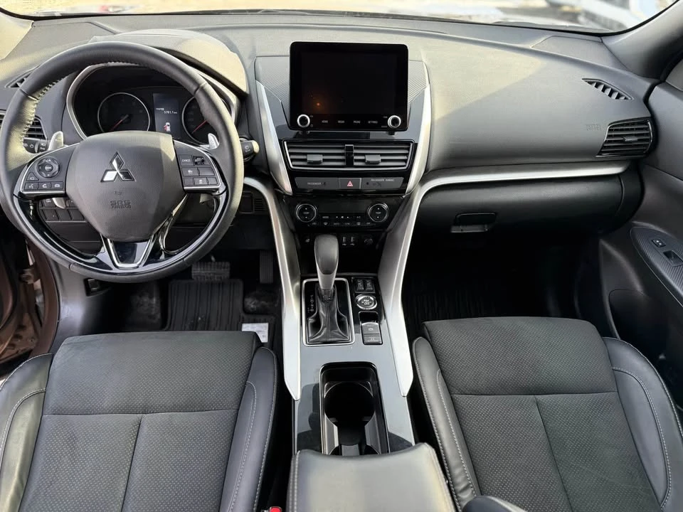 2023 Mitsubishi Eclipse Cross - Image 13 of 14