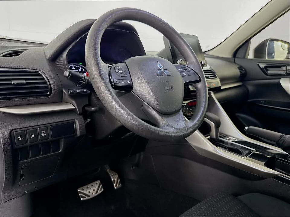 2023 Mitsubishi Eclipse Cross - Image 16 of 20