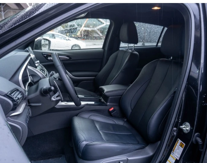 2023 Mitsubishi Eclipse Cross - Image 2 of 4