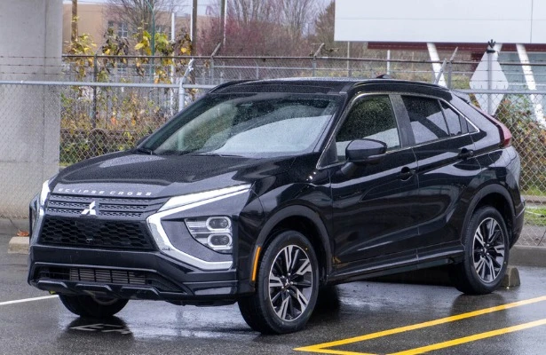 2023 Mitsubishi Eclipse Cross - Image 4 of 4