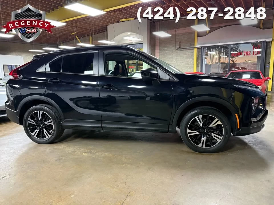 2023 Mitsubishi Eclipse Cross - Image 4 of 20