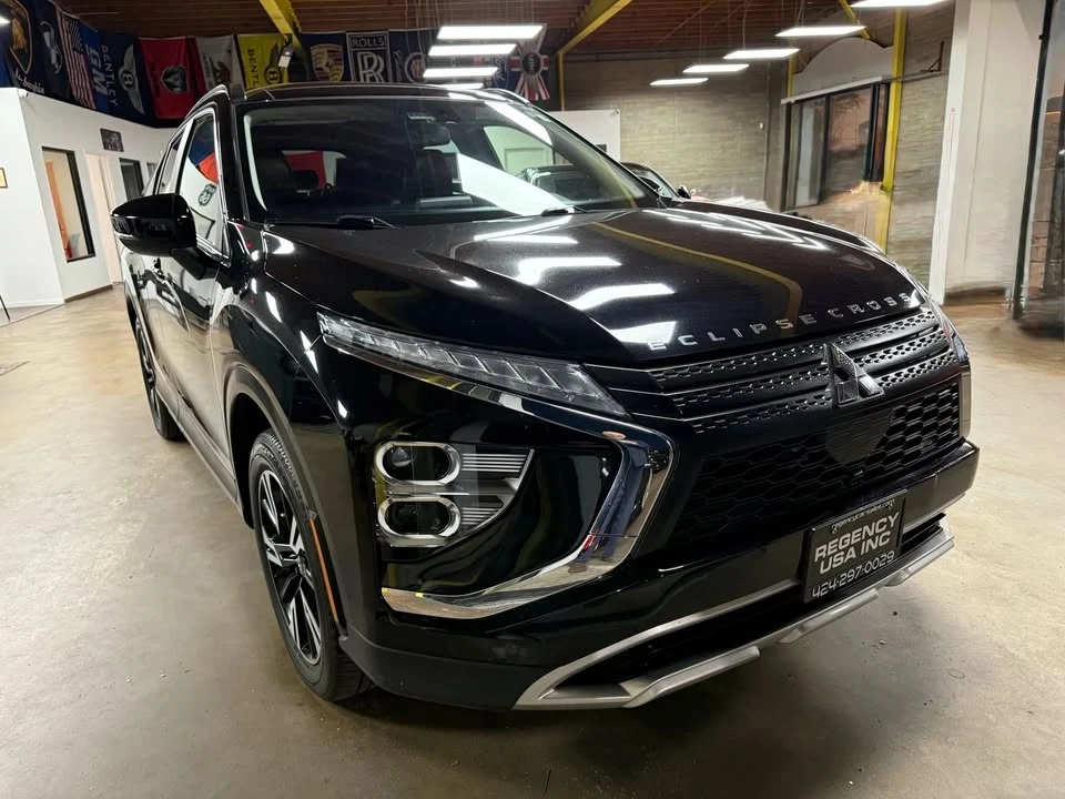 2023 Mitsubishi Eclipse Cross - Image 3 of 20