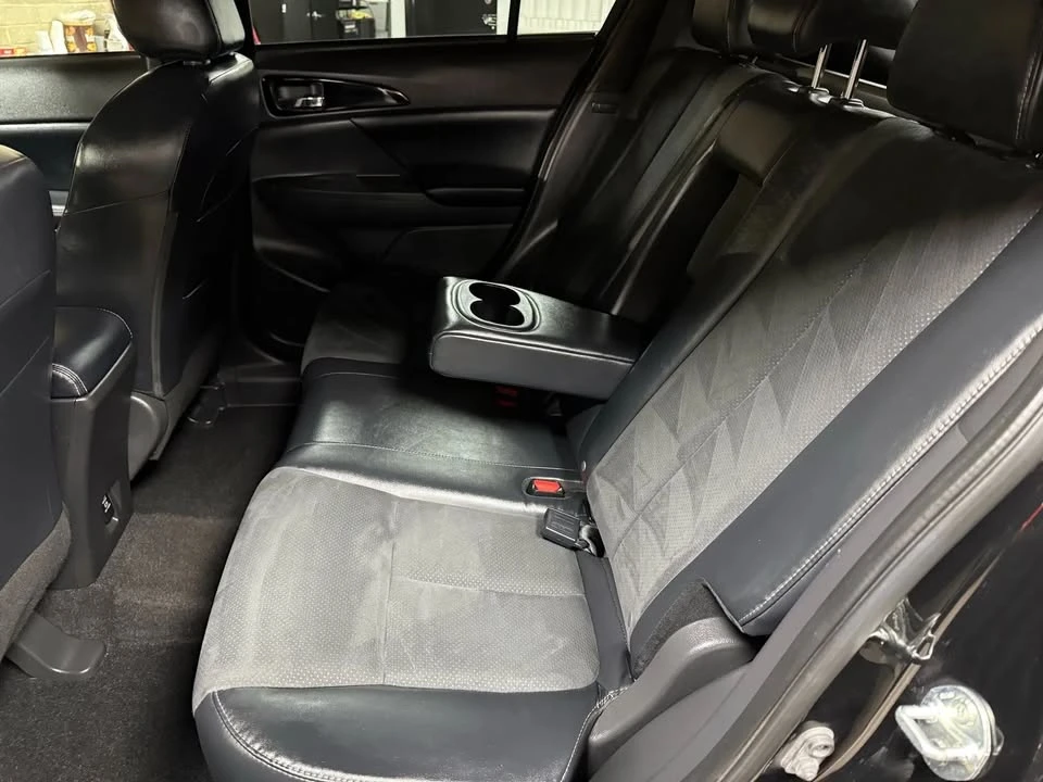 2023 Mitsubishi Eclipse Cross - Image 11 of 20