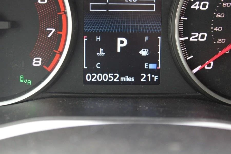 2023 Mitsubishi Eclipse Cross - Image 15 of 20