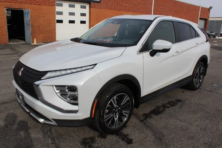 2023 Mitsubishi Eclipse Cross - Image 4 of 20