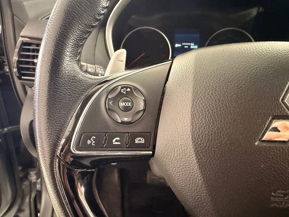 2023 Mitsubishi Eclipse Cross - Image 17 of 19