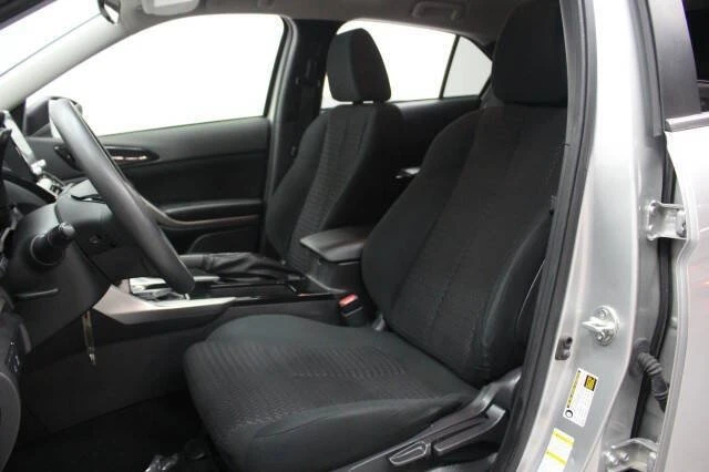 2023 Mitsubishi Eclipse Cross - Image 4 of 13