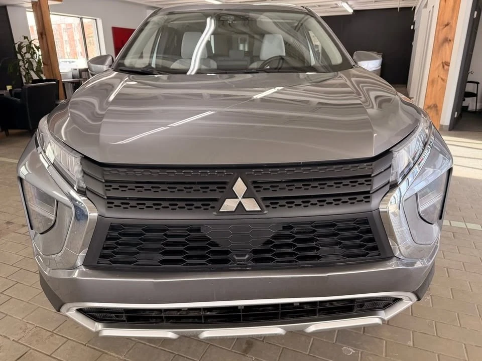 2023 Mitsubishi Eclipse Cross - Image 7 of 19