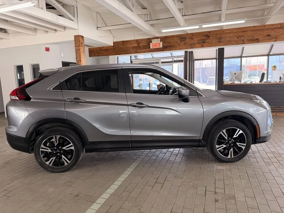 2023 Mitsubishi Eclipse Cross - Image 5 of 20