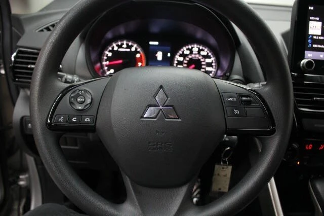2023 Mitsubishi Eclipse Cross - Image 5 of 13