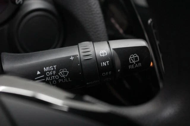 2023 Mitsubishi Eclipse Cross - Image 9 of 13