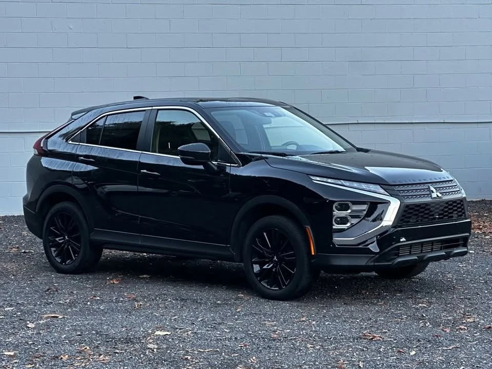 2023 Mitsubishi Eclipse Cross - Image 8 of 15