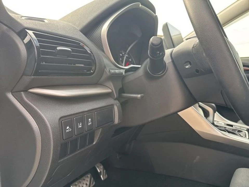 2023 Mitsubishi Eclipse Cross - Image 5 of 14