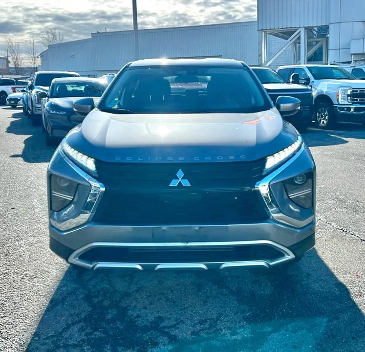 2023 Mitsubishi Eclipse Cross - Image 4 of 7