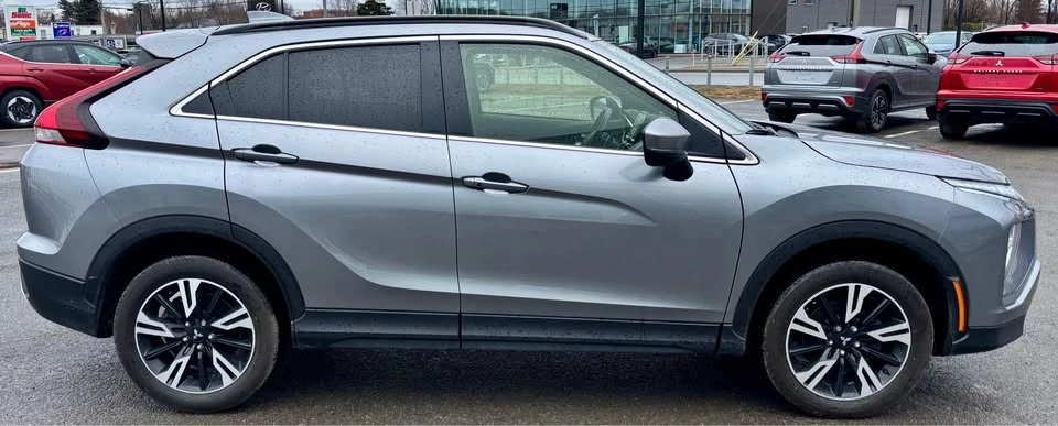 2023 Mitsubishi Eclipse Cross - Image 3 of 15