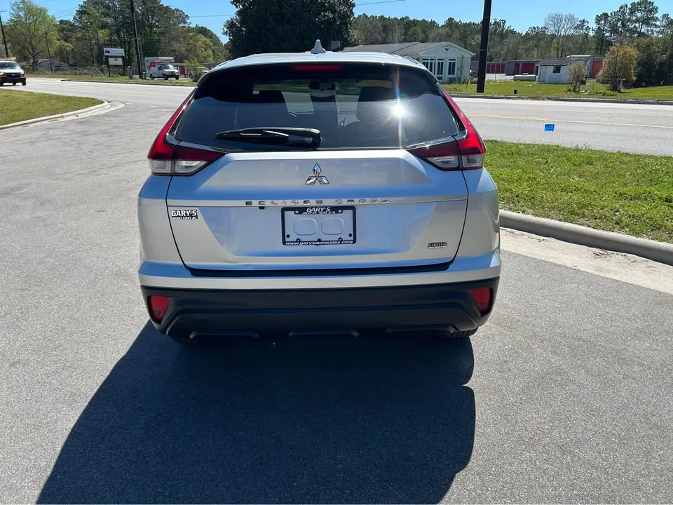 2023 Mitsubishi Eclipse Cross - Image 6 of 17