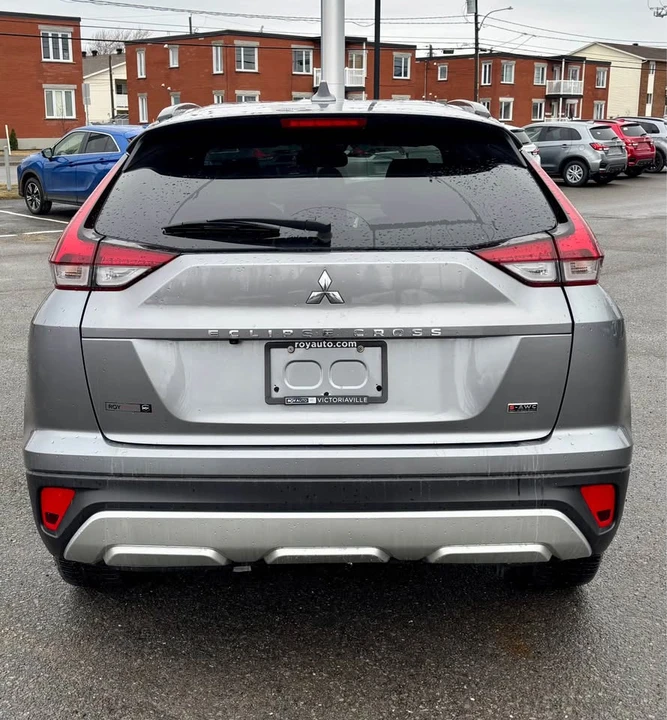 2023 Mitsubishi Eclipse Cross - Image 6 of 15