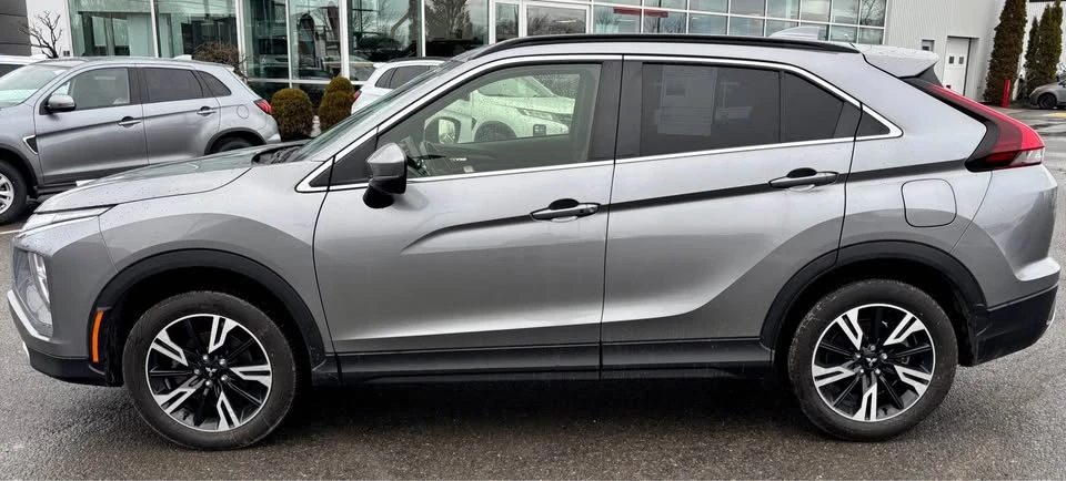 2023 Mitsubishi Eclipse Cross - Image 9 of 15