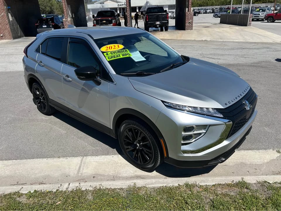 2023 Mitsubishi Eclipse Cross - Image 3 of 17