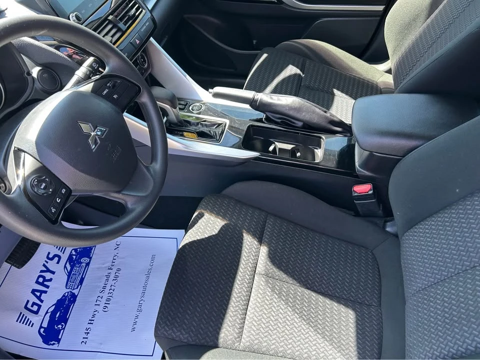 2023 Mitsubishi Eclipse Cross - Image 10 of 17