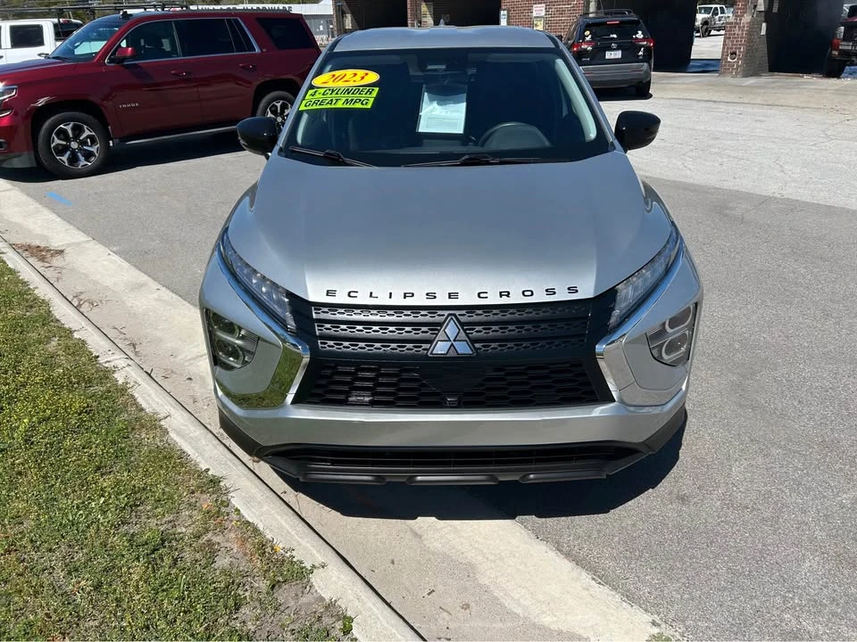 2023 Mitsubishi Eclipse Cross - Image 2 of 17