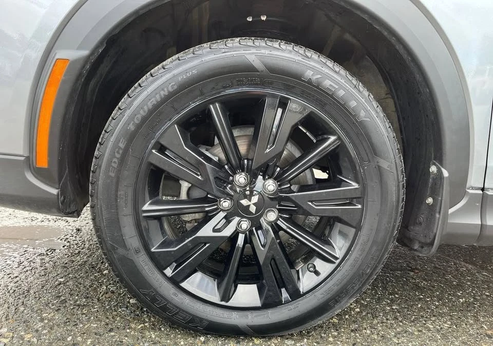 2023 Mitsubishi Eclipse Cross - Image 6 of 20