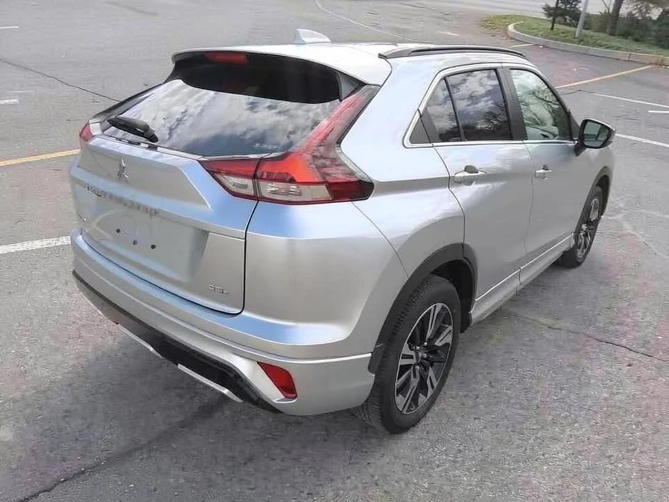 2023 Mitsubishi Eclipse Cross - Image 4 of 20