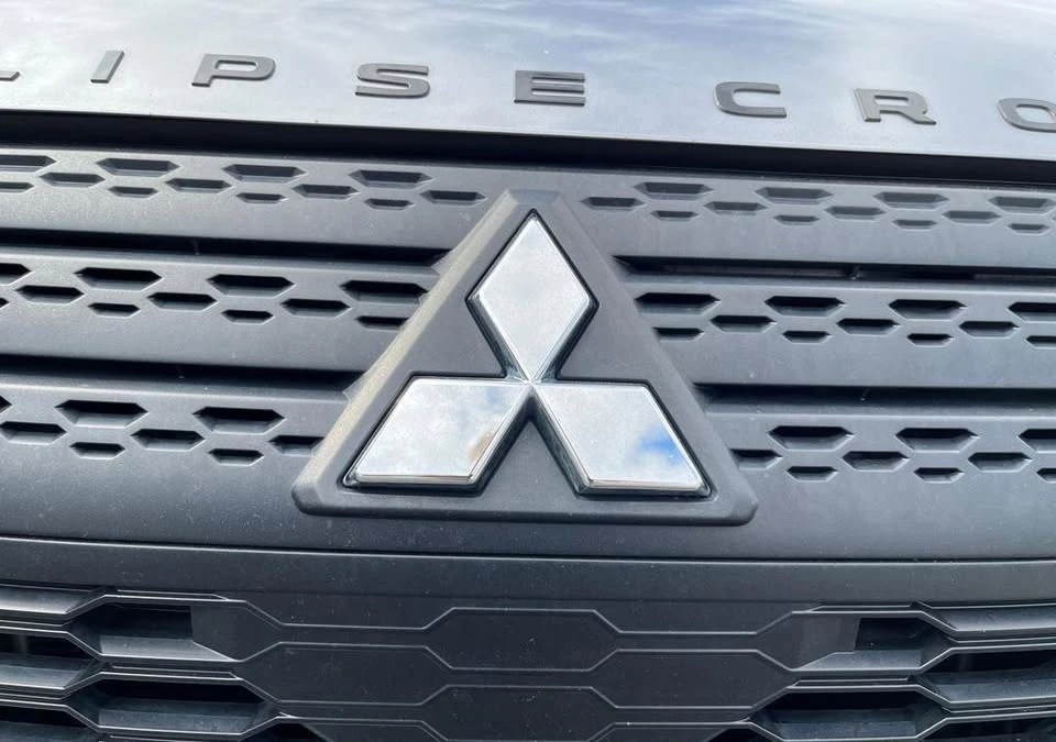 2023 Mitsubishi Eclipse Cross - Image 9 of 20