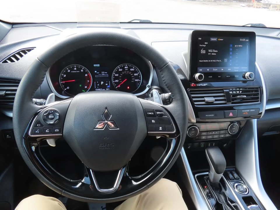 2023 Mitsubishi Eclipse Cross - Image 16 of 20