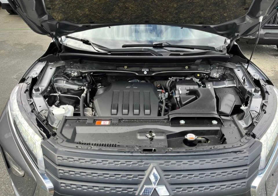 2023 Mitsubishi Eclipse Cross - Image 10 of 20