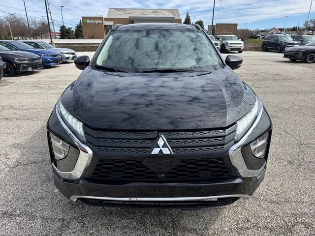 2023 Mitsubishi Eclipse Cross - Image 2 of 20