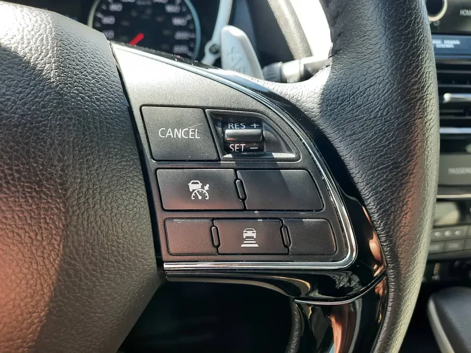 2023 Mitsubishi Eclipse Cross - Image 15 of 19