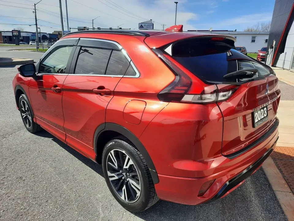 2023 Mitsubishi Eclipse Cross - Image 3 of 19