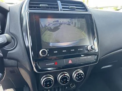 2023 Mitsubishi Eclipse Cross - Image 8 of 10