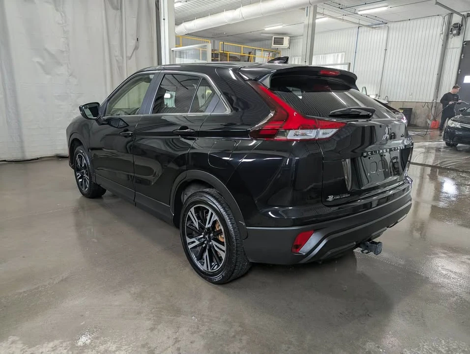 2023 Mitsubishi Eclipse Cross - Image 4 of 20