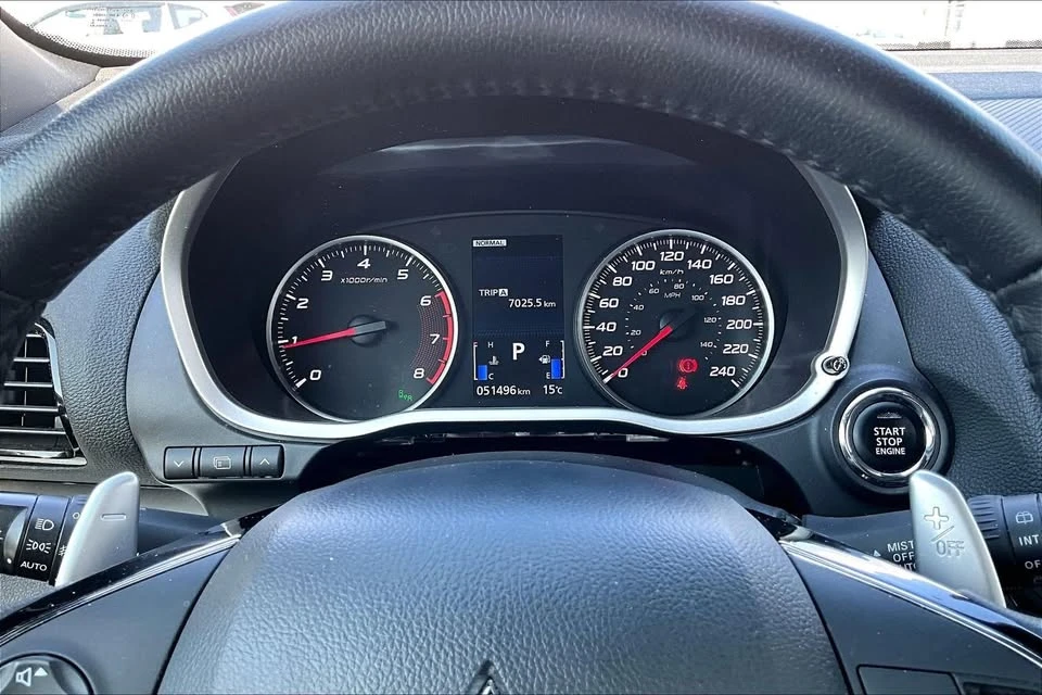 2023 Mitsubishi Eclipse Cross - Image 5 of 6