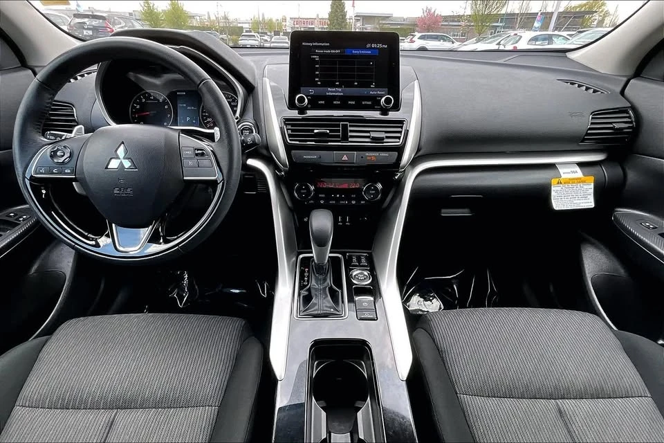 2023 Mitsubishi Eclipse Cross - Image 6 of 6