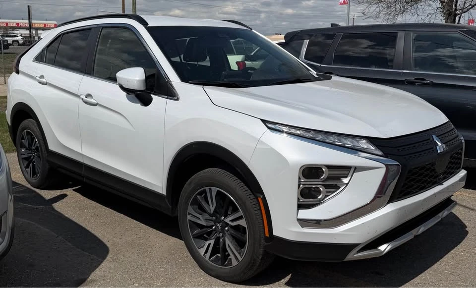 2023 Mitsubishi Eclipse Cross - Image 6 of 6